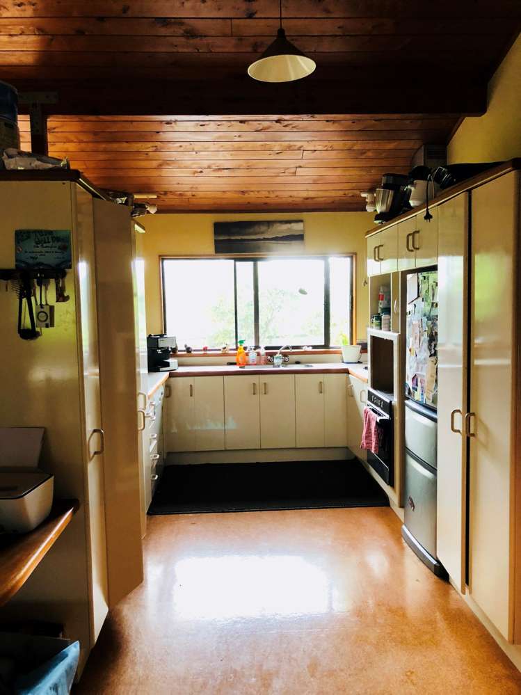 54 Young Access Dairy Flat_9