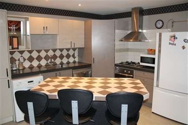 3 Fairmile Place Russley_1