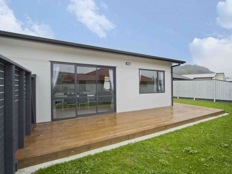 15 Fraser Colman Grove Wainuiomata_15