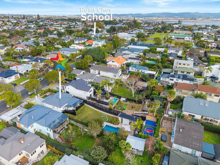 22 Seacombe Road Point Chevalier_14