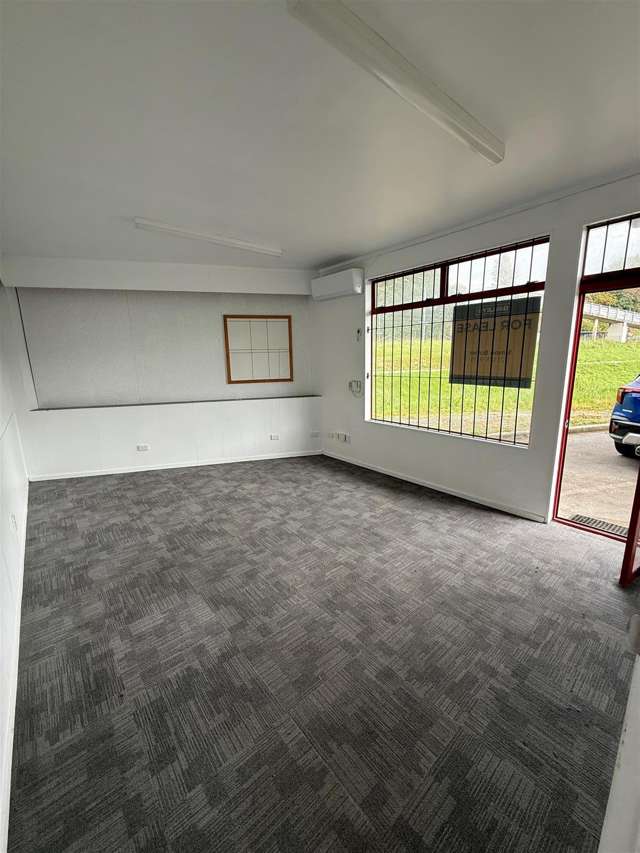 Unit 5, 55 Kenepuru Drive Kenepuru_3