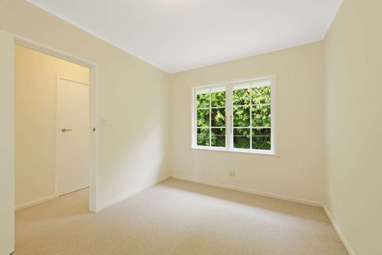 11a Spiers Street Karori_10