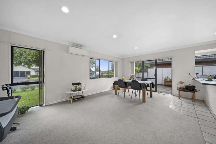 32 Longford Park Drive_3