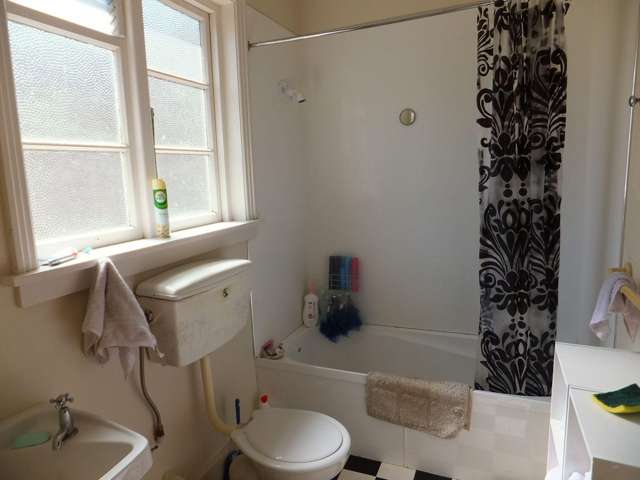 131 England St Linwood_4