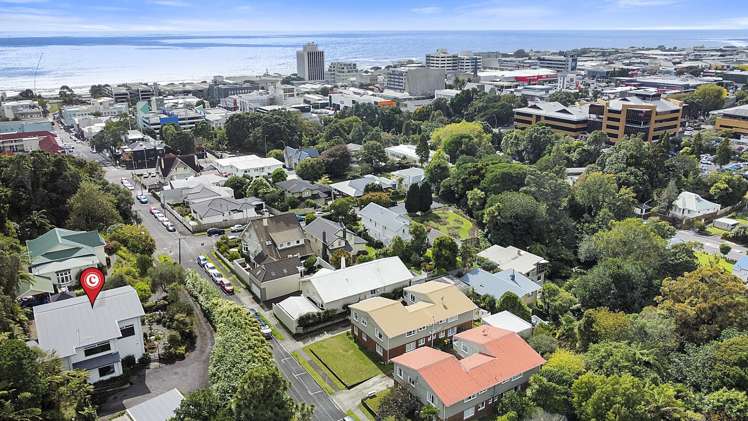 86 Brougham Street New Plymouth Central_22