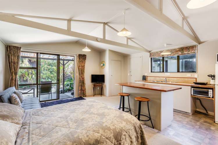 4 Tuki Street Lake Taupo (East)_12