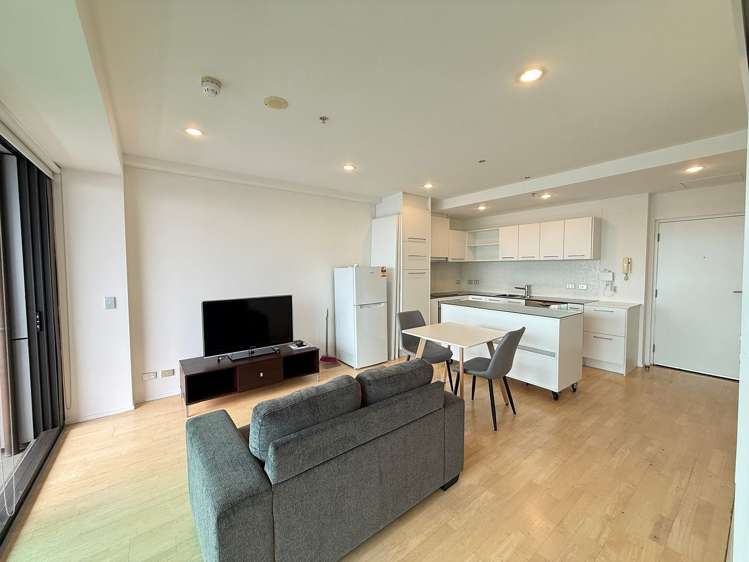 18 Beach Road Auckland Central_5