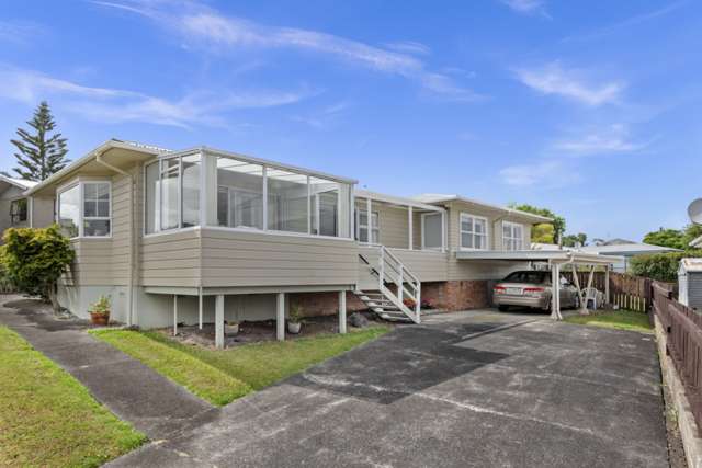 17 Kaikoura Street Henderson_1