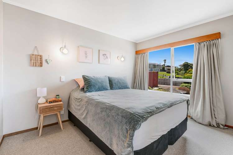 8 Kotuku Place Snells Beach_10
