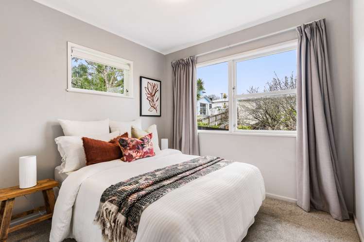 1/28 Fairclough Road Beach Haven_6