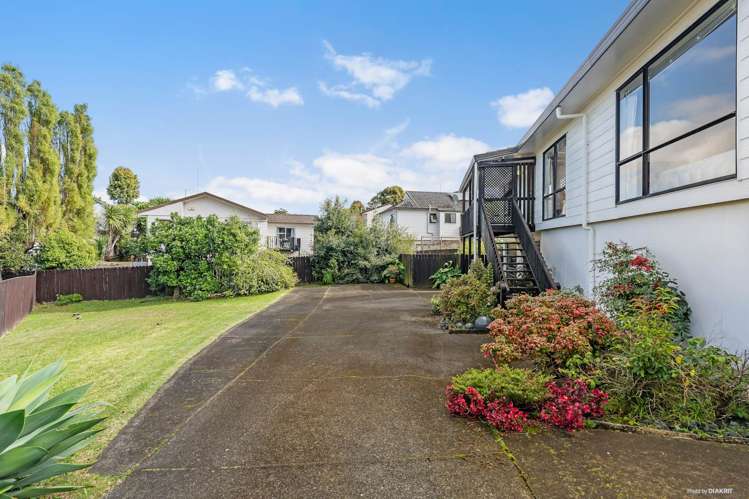 20 Sandgate Avenue Botany Downs_20