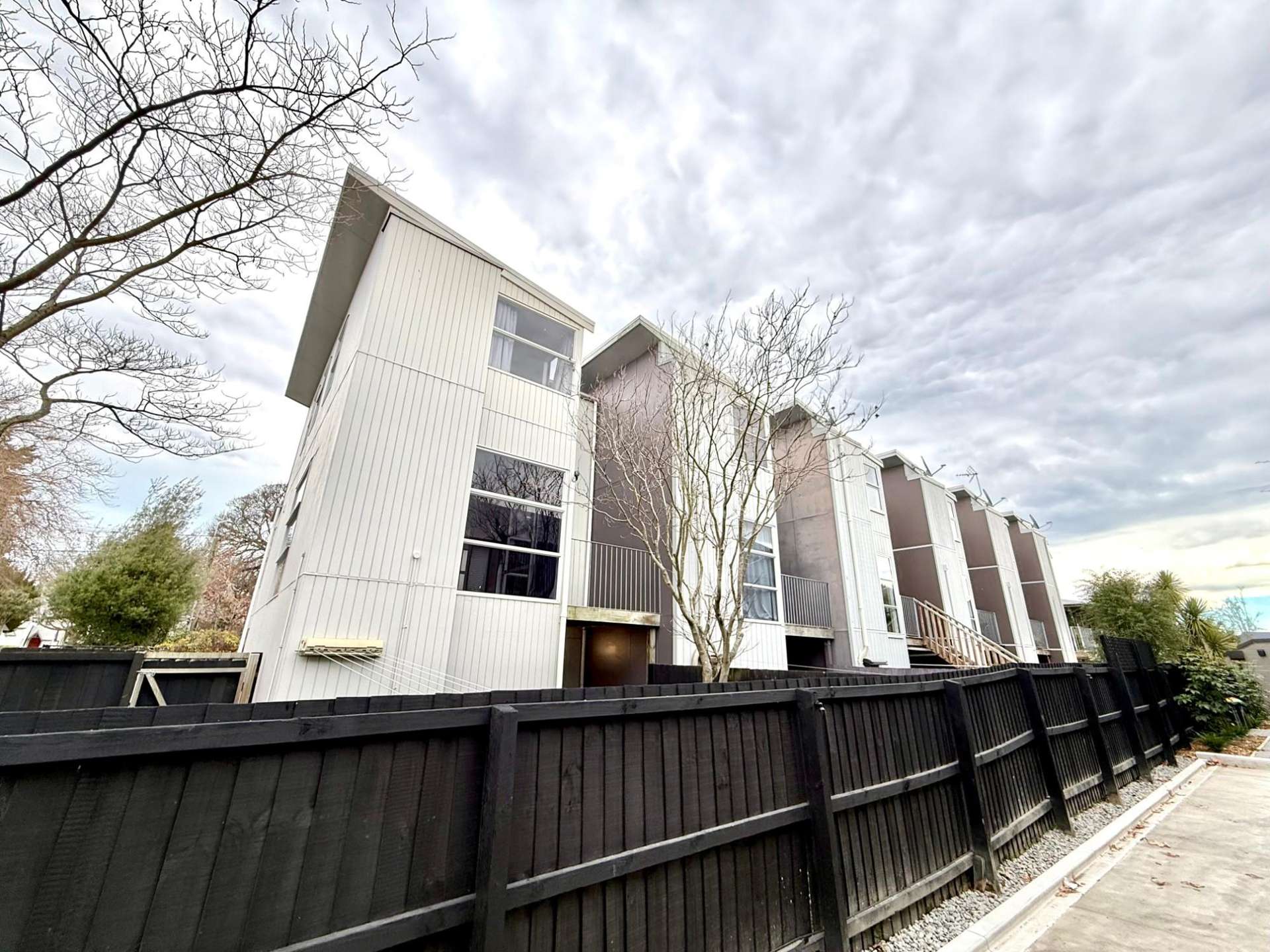 3/3 Grove Road Addington_0