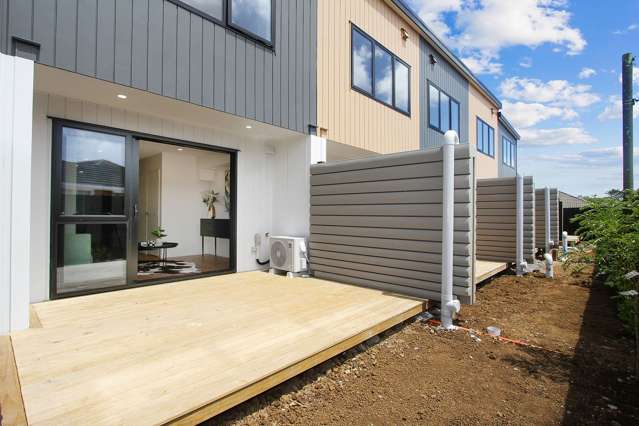 8 Daniel Avenue Mangere East_2