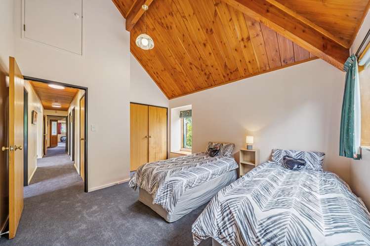 10 Plantagenet Grove Kingsley Heights_21