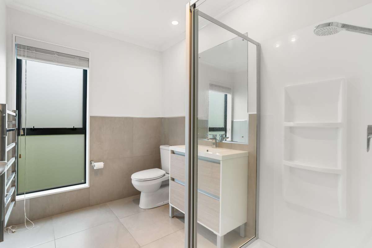 28 Charles Heaphy Lane_4