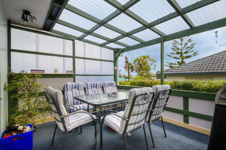 2/37 Rosier Road Glen Eden_15