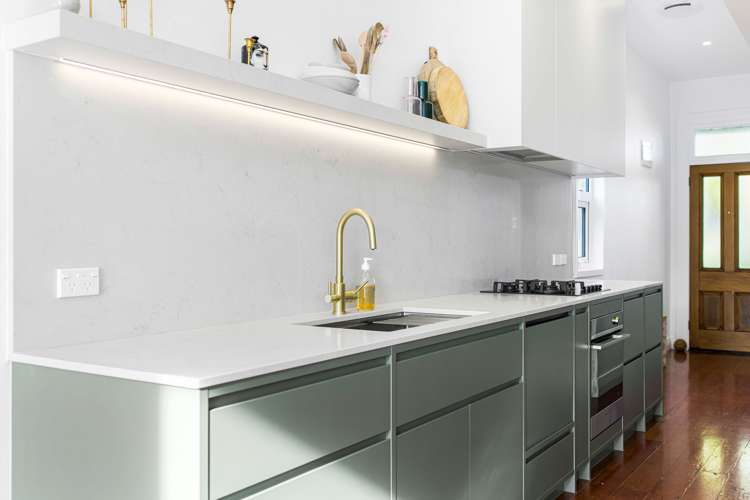 8 Beach Road Northcote Point_7