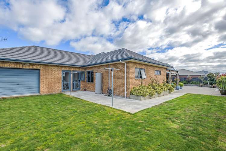 8 Crabapple Close Milson_17