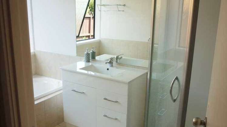 55 Oliver Road Eastern Beach_7