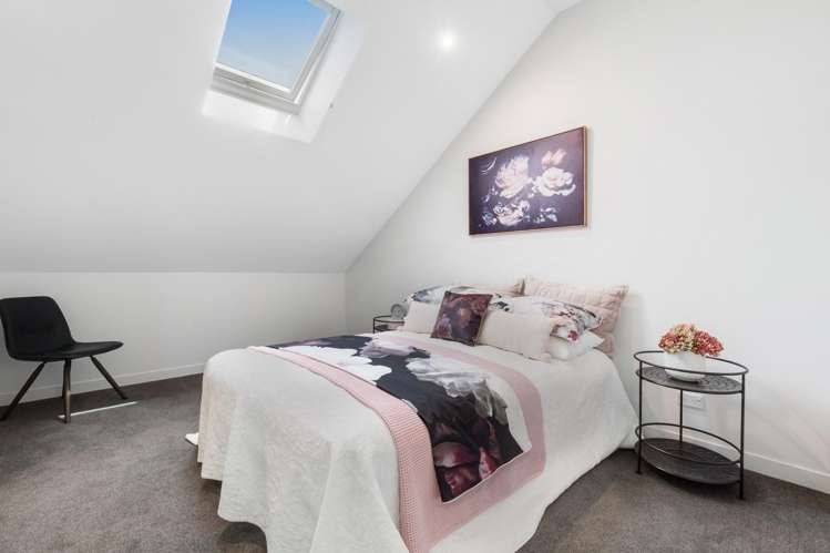 67 Riordan Lane Whitford_38