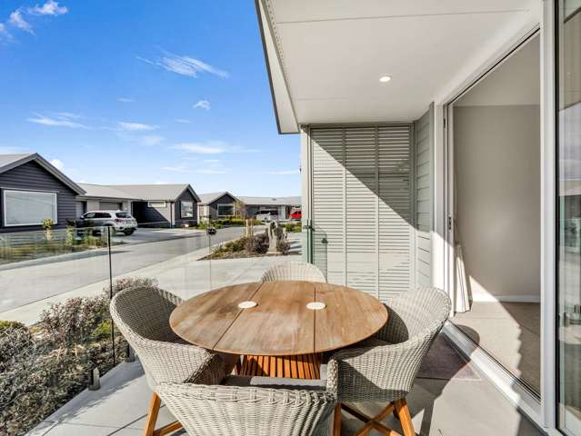 214/30 Bob Robertson Drive Woodend_4