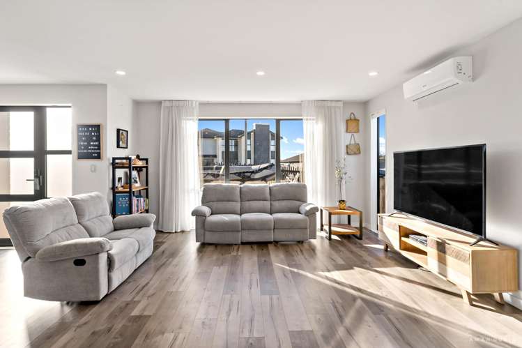12A Crows Road_3