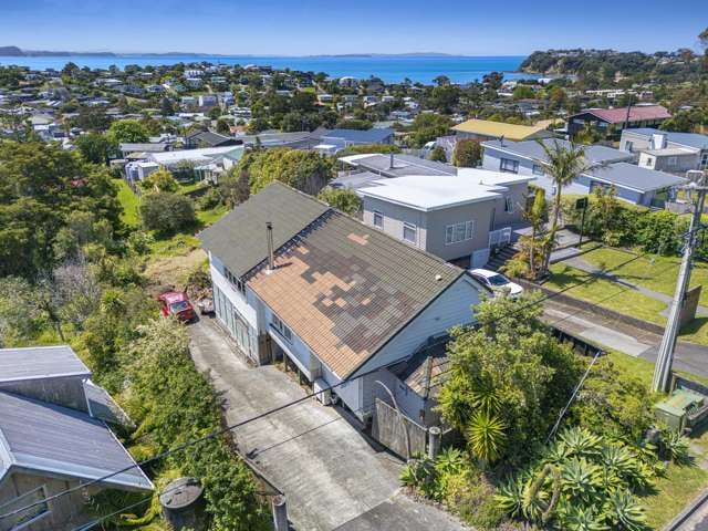 10 Surf Road Stanmore Bay_2