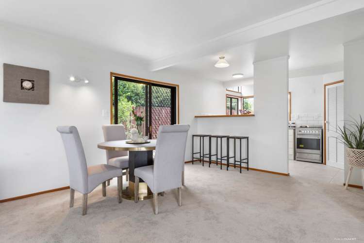2/3 Holdaway Avenue Northcote_7
