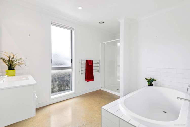 129 Bothwell Park Road Otaua_13