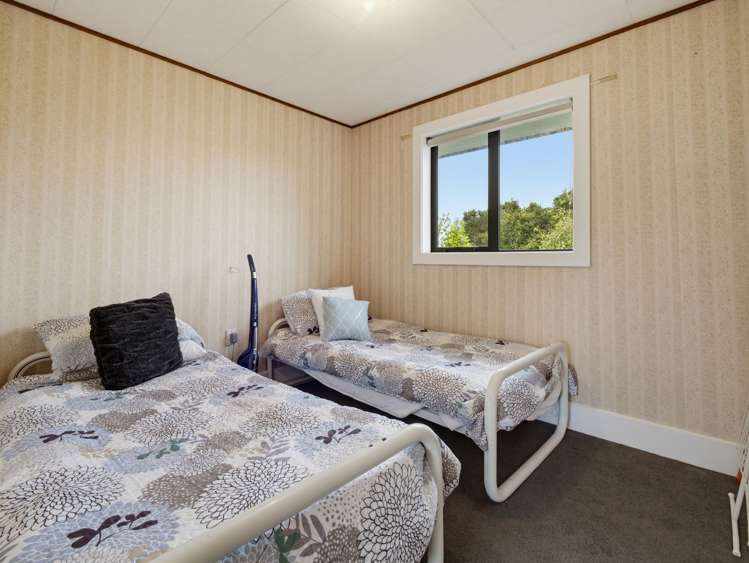 25 & 27 Totara Street Kaka Point_23