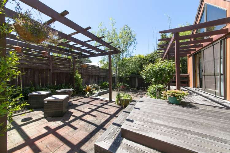 2/8 West Lynn Road Titirangi_3