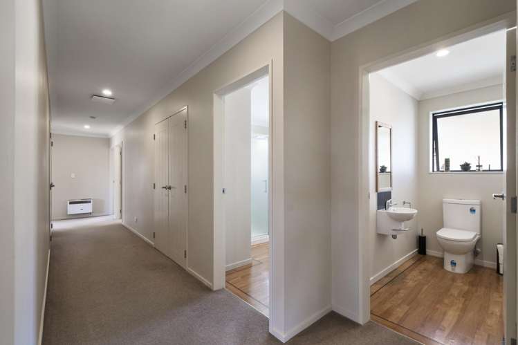 42 Peter Hall Drive Kelvin Grove_14