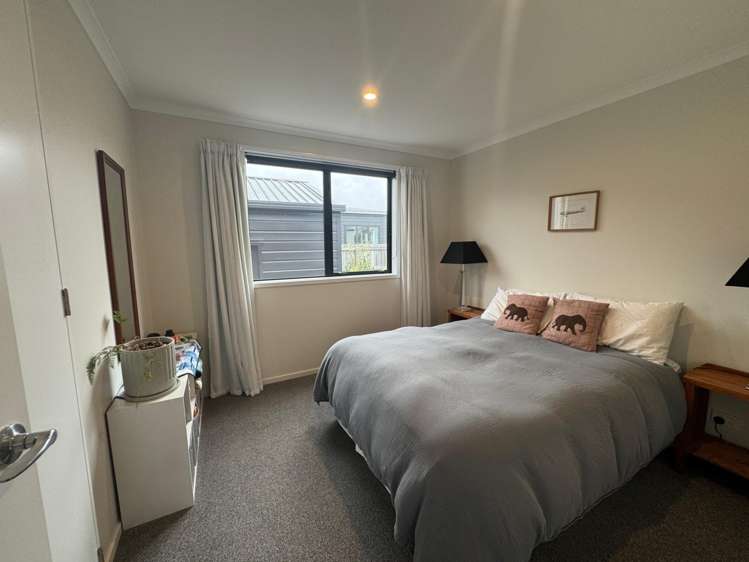  34 Walton Street Bulls_7