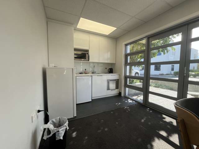 8/15 Sir Gil Simpson Drive Burnside_2