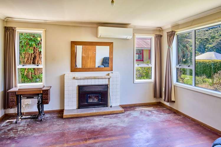 65 Hair Street Wainuiomata_3