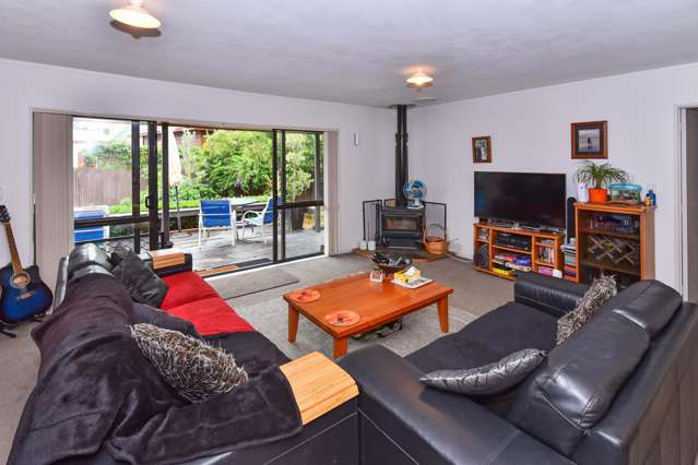 8 Hadley Wood Drive Wattle Downs_2