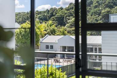 10/5 Carolina Place_3