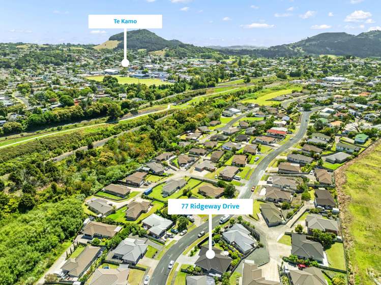 77 Ridgeway Drive Te Kamo_26