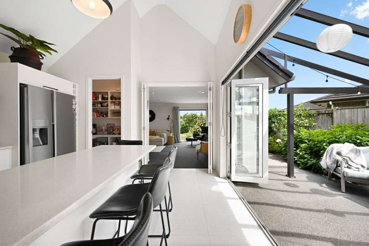 194 Saint James Drive Huntington_8