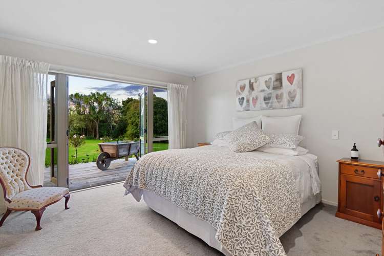 19 Valley Road Waitoki_35