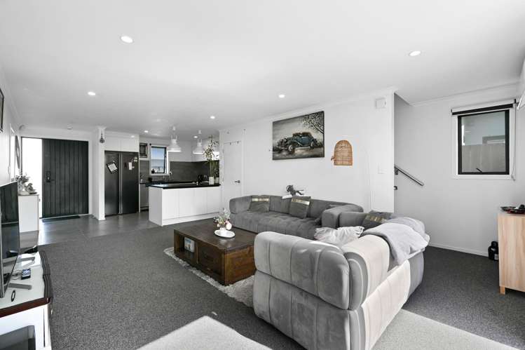 49 Te Tiireke Drive Glenview_8