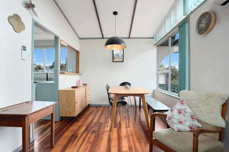 29 Finlow Drive Te Atatu South_10