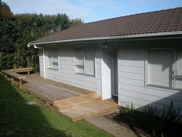 3 Bedroom Ellerslie townhouse