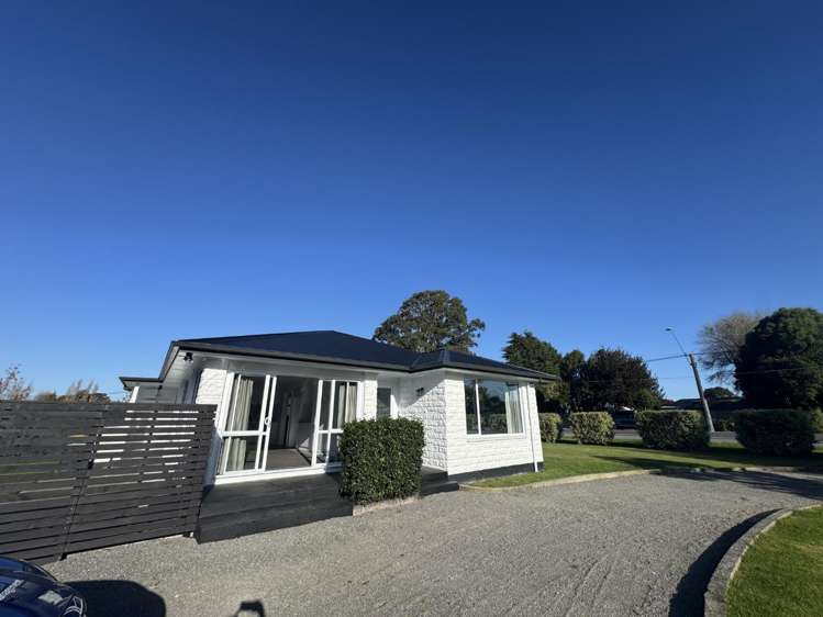 422 Sawyers Arms Road Harewood_14