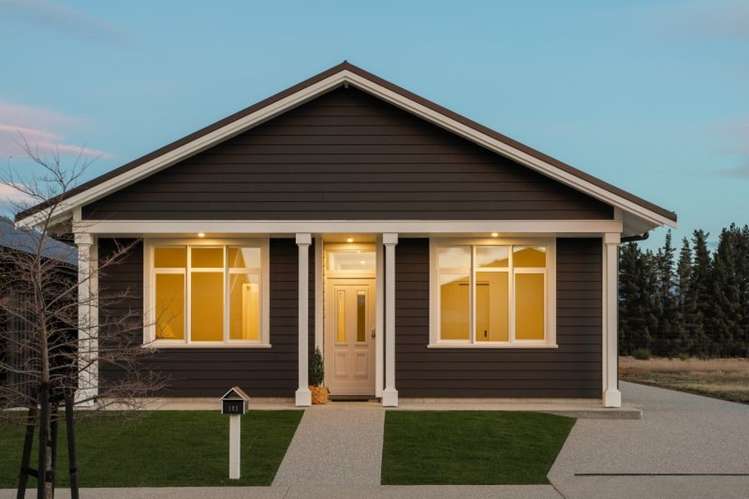 105 Burdon Loop Lake Hawea_18