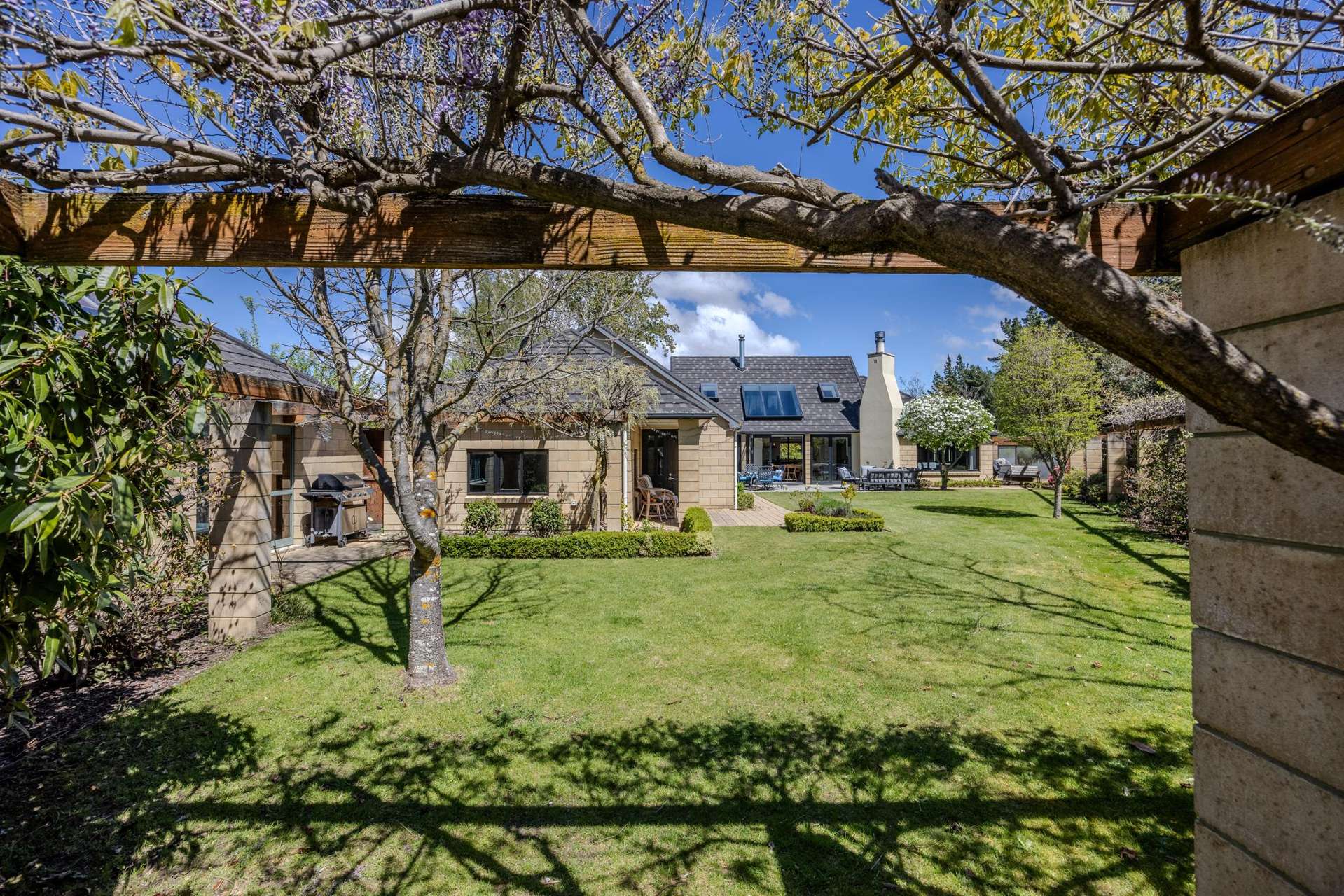 146 Lake Hawea - Albert Town Road Albert Town_0