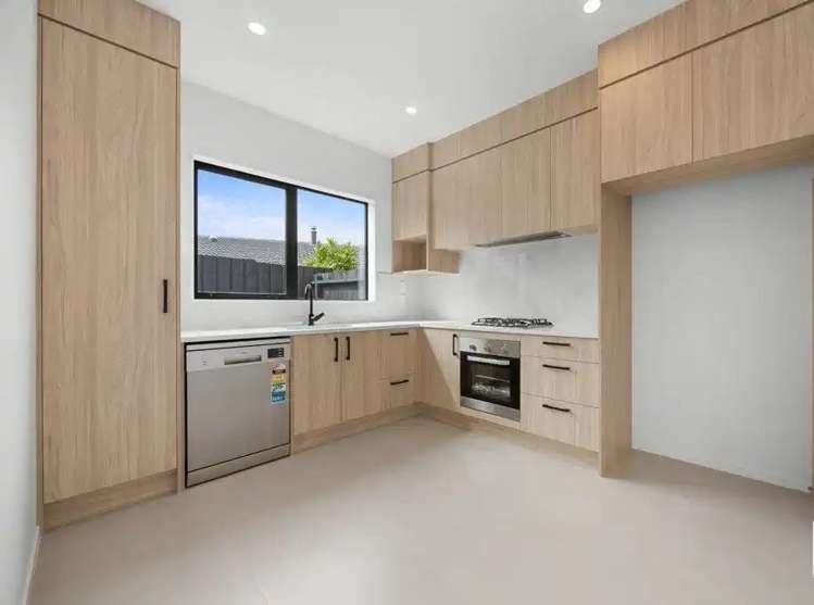 4B Kyeemagh Street Botany Downs_1
