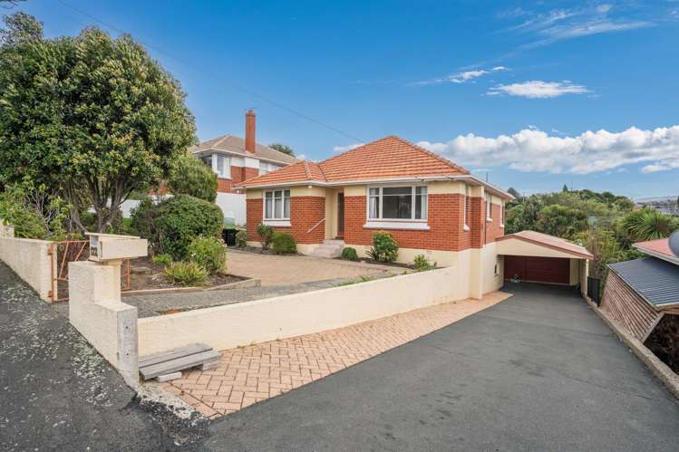 122 Easther Crescent_0