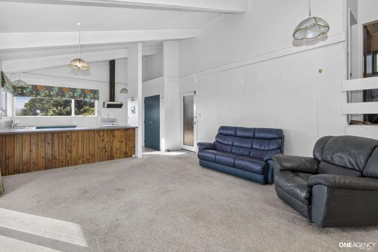 129 Gloaming Hill Titahi Bay_8