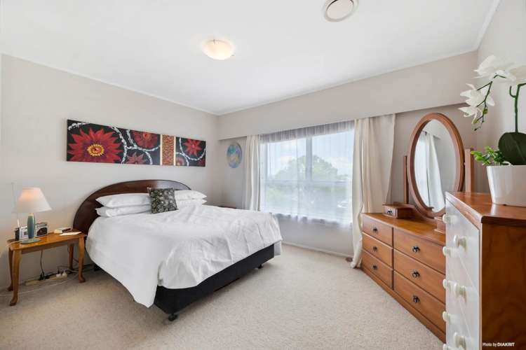 12a Girrahween Drive Totara Vale_6